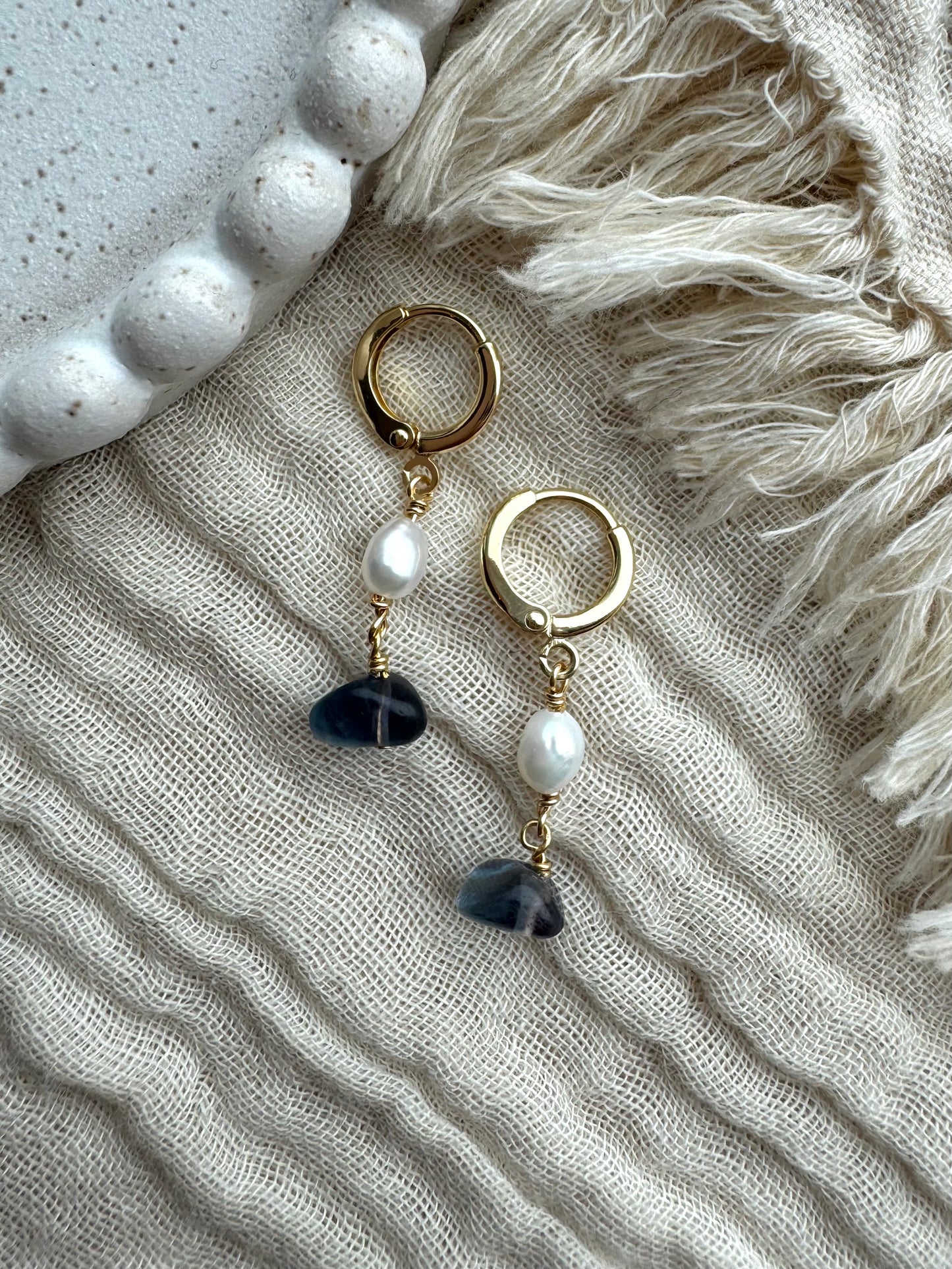 Perlu fluorite lokkar