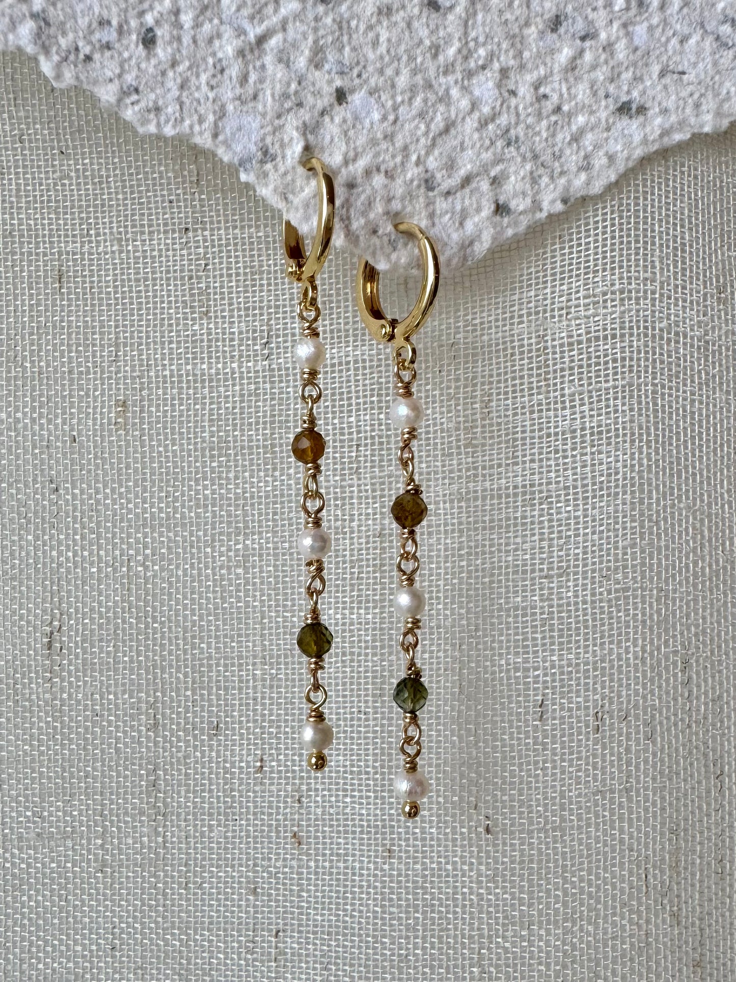 Tourmaline perlu lokkar